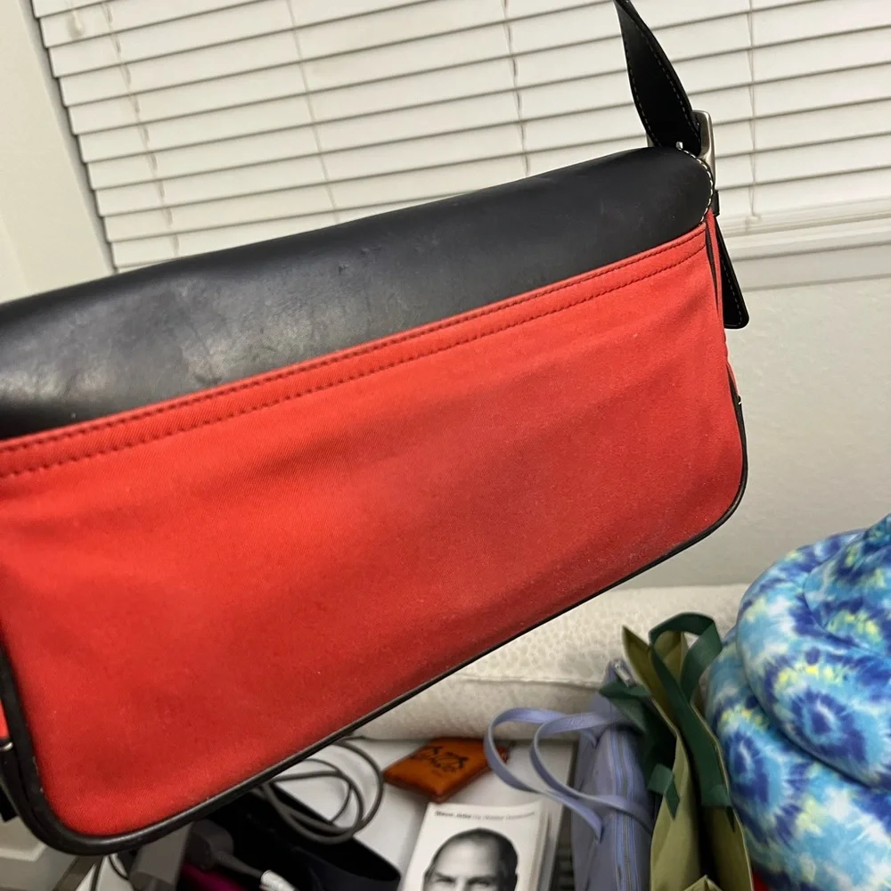 Coach Hamptons Flap Bag - Picture 3 of 11